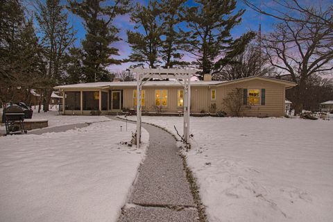 A home in Spring Lake Twp