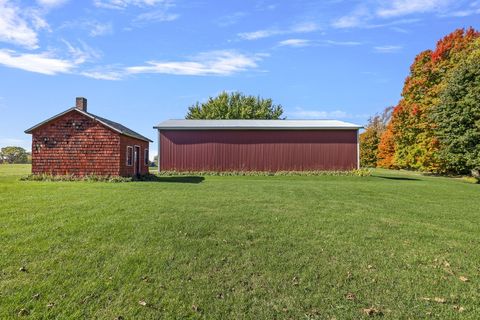 A home in Baroda Twp