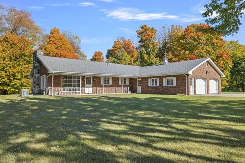 A home in Baroda Twp