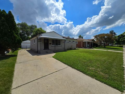 A home in Garden City