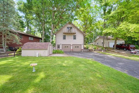 A home in Somerset Twp