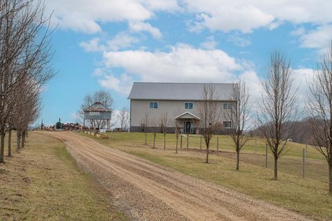 A home in Volinia Twp