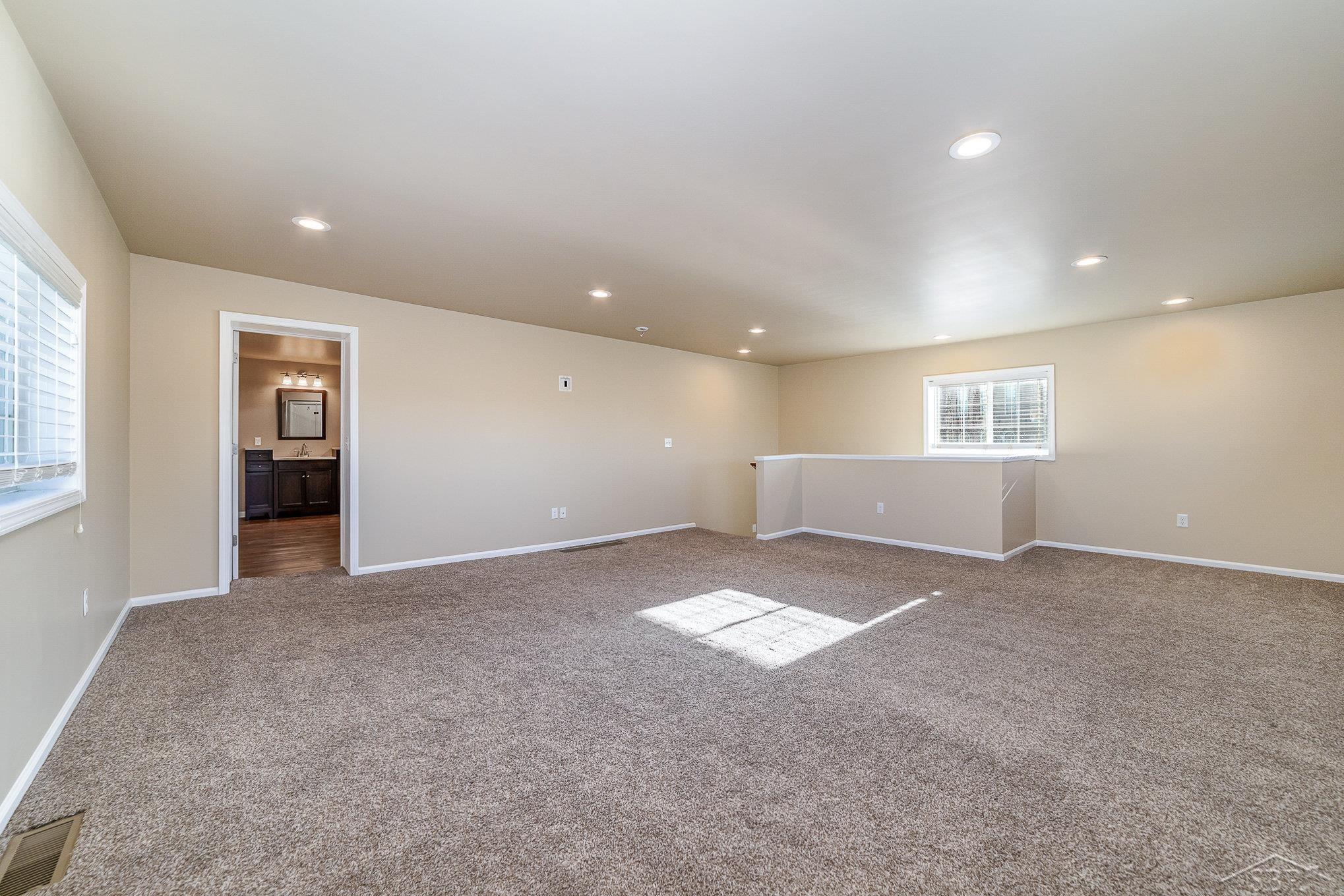 Saginaw, Michigan 48602, United States, ,Commercial,Active,36159