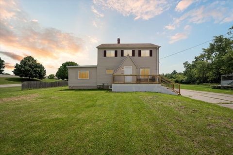 A home in Mt. Morris Twp