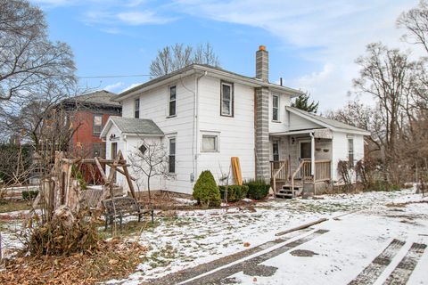 A home in Stockbridge Vlg