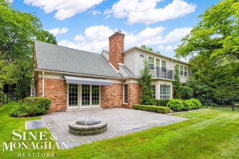 A home in Grosse Pointe Farms