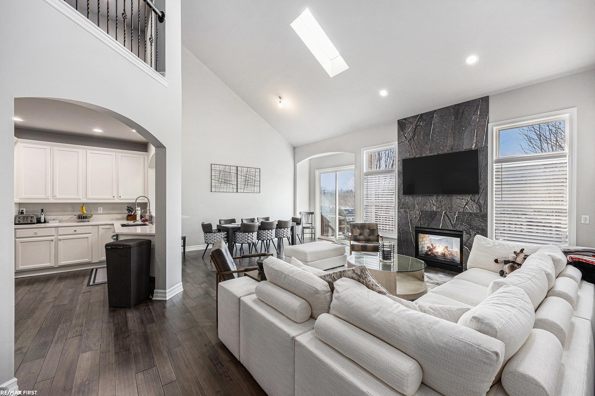 21114 Lilac Lane