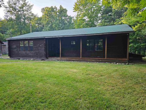 A home in Plainfield Twp