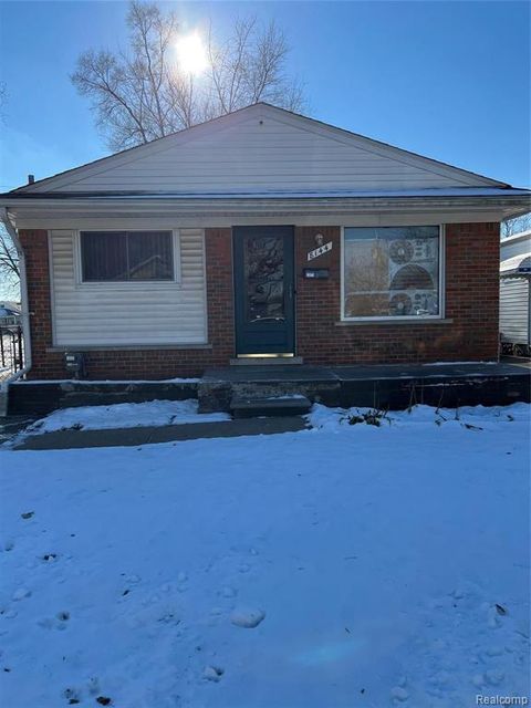 A home in Warren