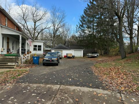 A home in Allegan