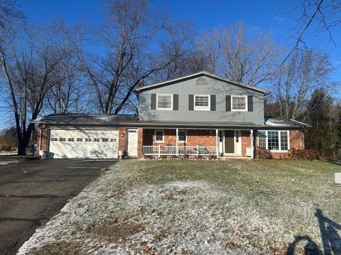 A home in Waterford Twp