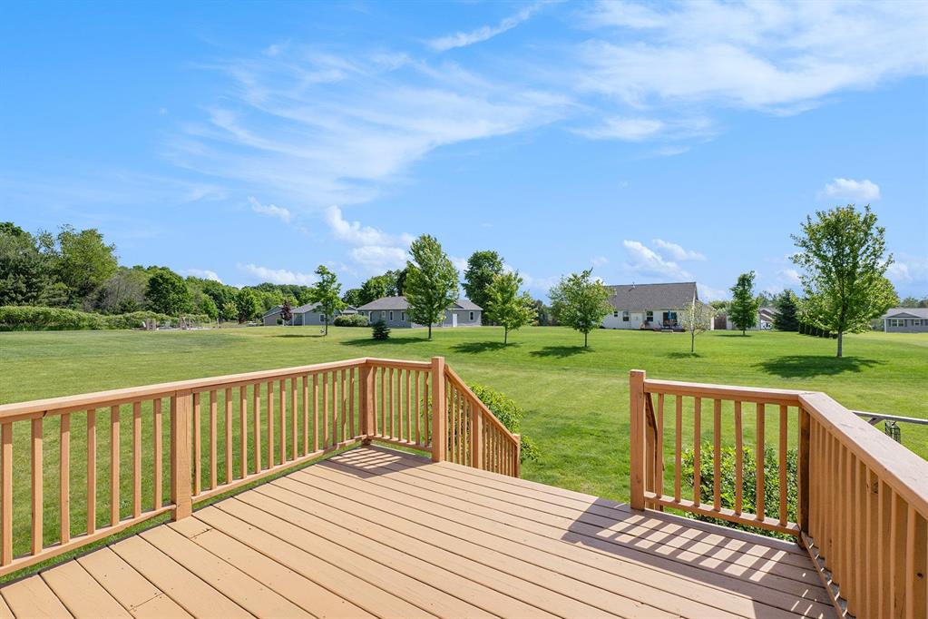 Photo 13 of 41 of 409 Waxwing Drive house