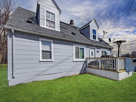 A home in Mt. Morris Twp