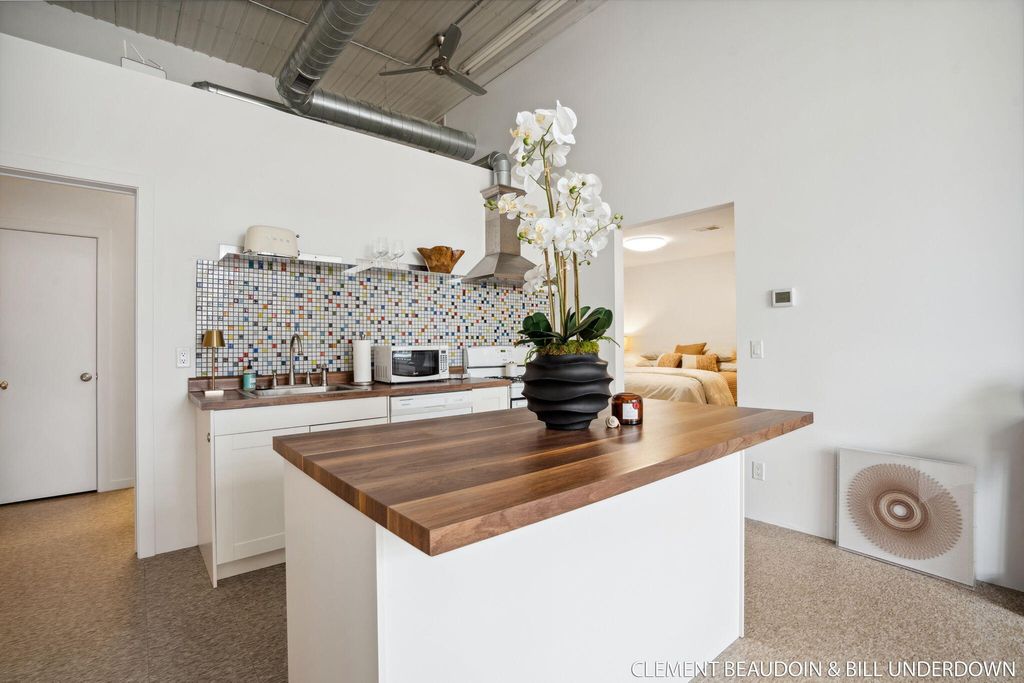 listing image 83