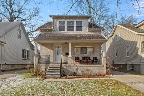 A home in Dearborn Heights