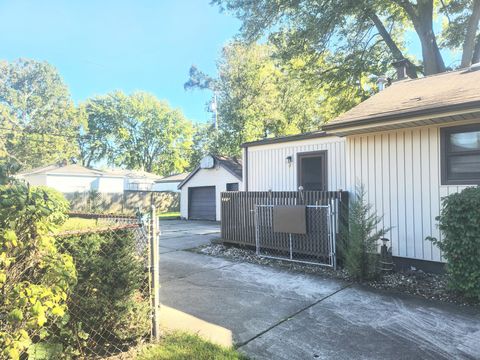 A home in Livonia