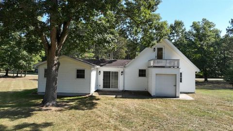 A home in Village of Lake Isabella