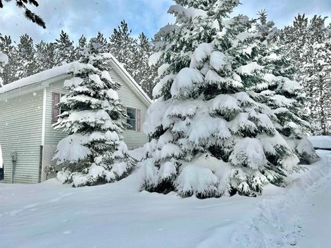 A home in Rapid River Twp