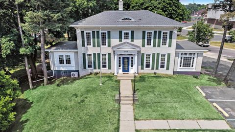 604 Wildwood Avenue Jackson City MI 49201