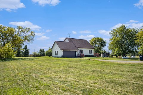 A home in Ravenna Twp