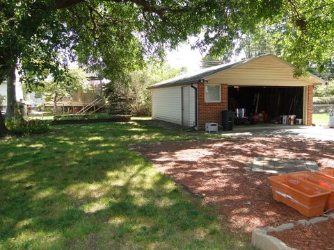 A home in Livonia