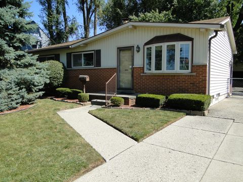 A home in Livonia