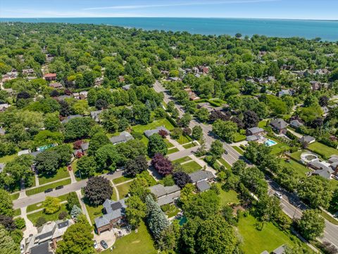 A home in Grosse Pointe Park