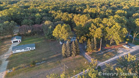 A home in Egelston Twp