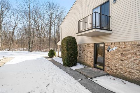 A home in Chesterfield Twp