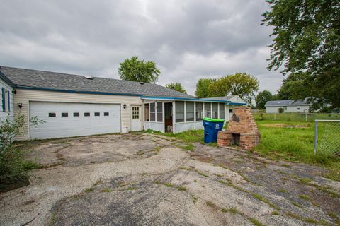 A home in Spaulding Twp