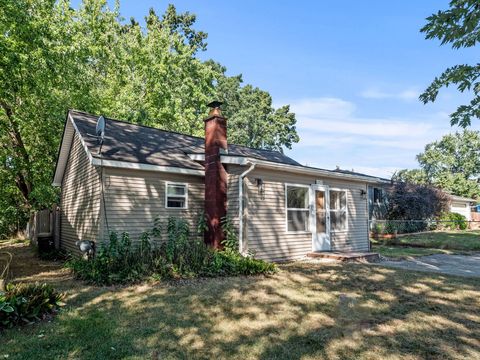 A home in Commerce Twp