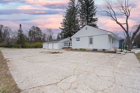 A home in Southfield