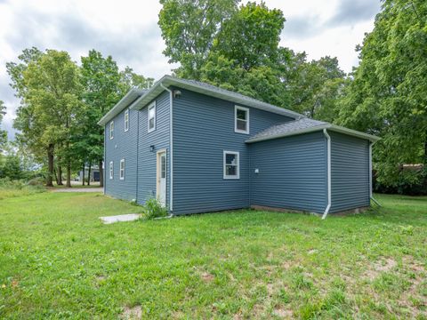 A home in Schoolcraft Vlg