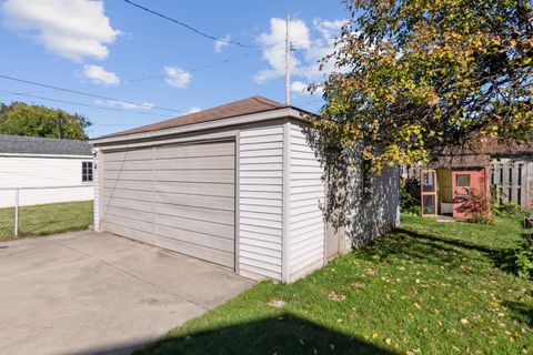 A home in Dearborn Heights