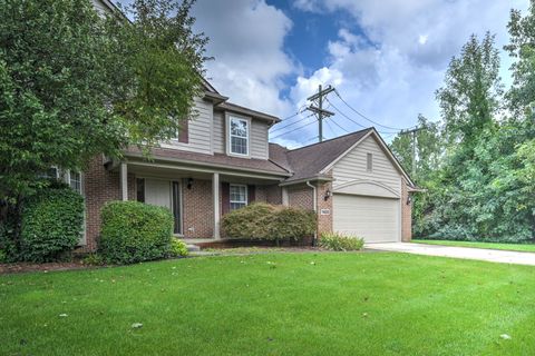 A home in Commerce Twp