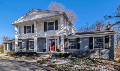 A home in Bloomfield Twp