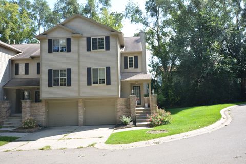 A home in Waterford Twp