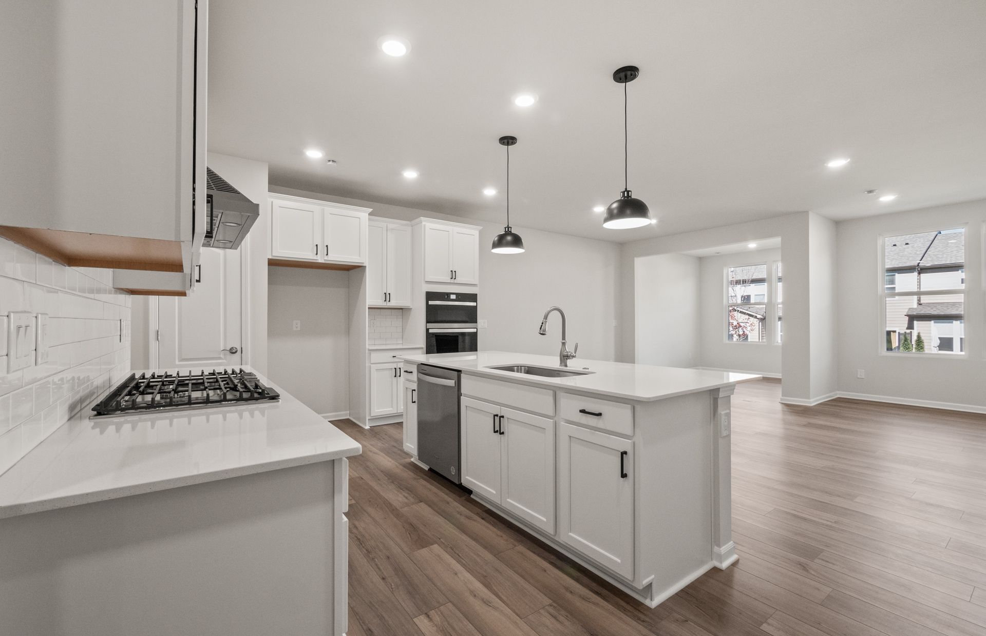 1256 ADDISON Circle