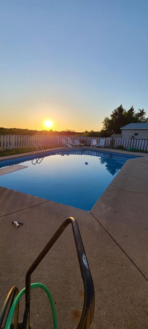 A home in Bloomer Twp