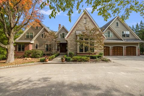 A home in Bloomfield Twp