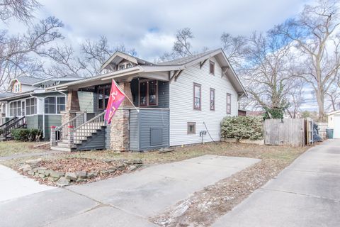 A home in Pleasant Ridge