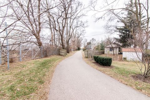 A home in Pleasant Ridge