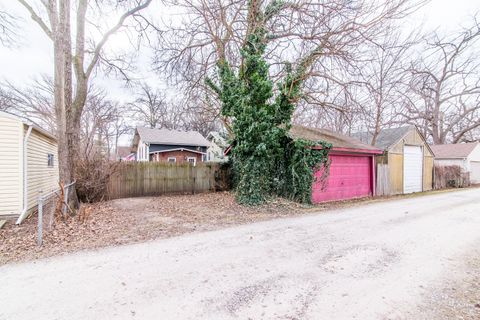 A home in Pleasant Ridge