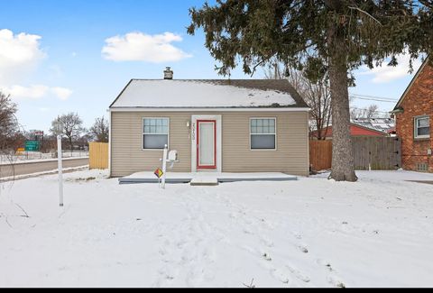 A home in Harper Woods