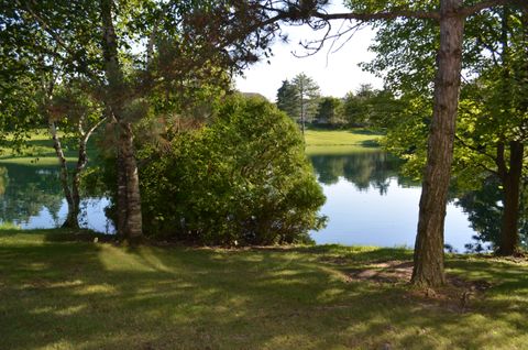 A home in West Bloomfield Twp