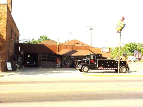 303 E GRAND RIVER Avenue Howell City Livingston MI 48843