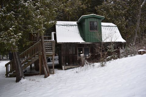 A home in Yates Twp