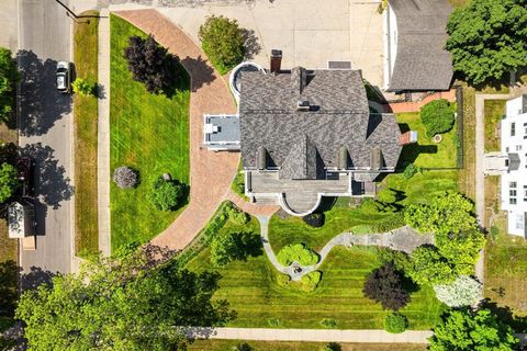 A home in Clam Lake Twp