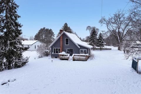 A home in Cleon Twp