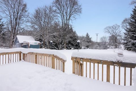 A home in Cleon Twp